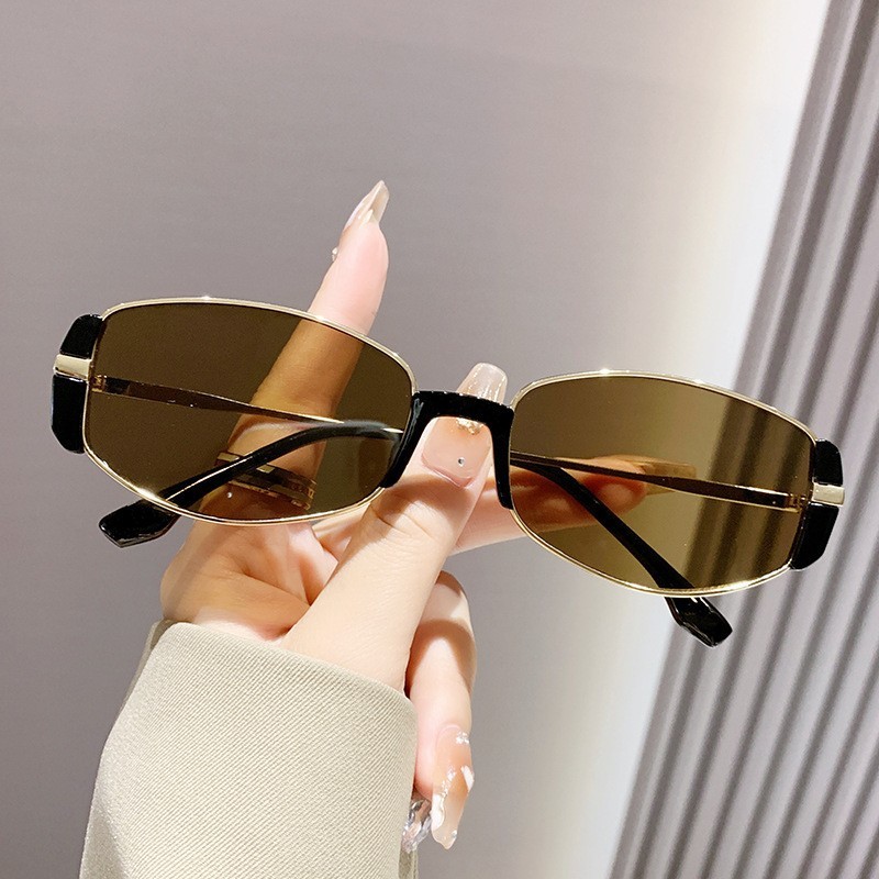 [Perhiasan Memori Ratu][COD] Kacamata Hitam Mata Kucing Gaya Uang Lama Retro