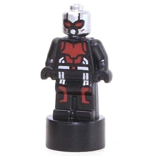 Lego Original Part Out 76051 90398PB007 Ant-Man (Scott Lang) Statuette / Trophy - Original Suit