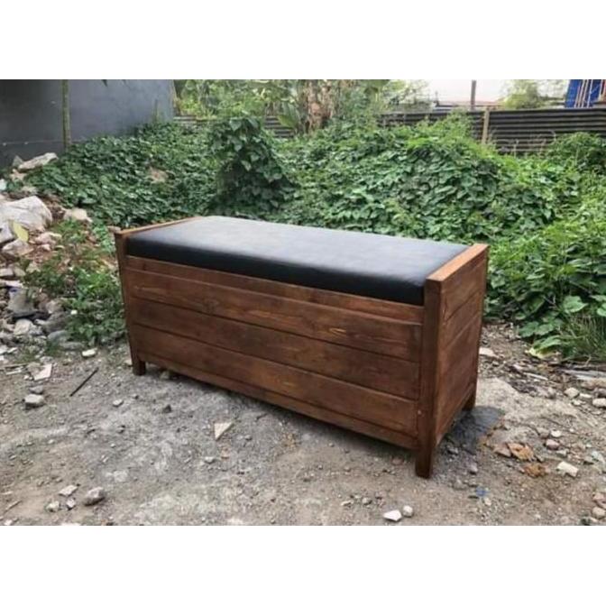 Rak Sepatu Kayu Jati Tertutup Minimalis Sekaligus Bangku Multifungsi