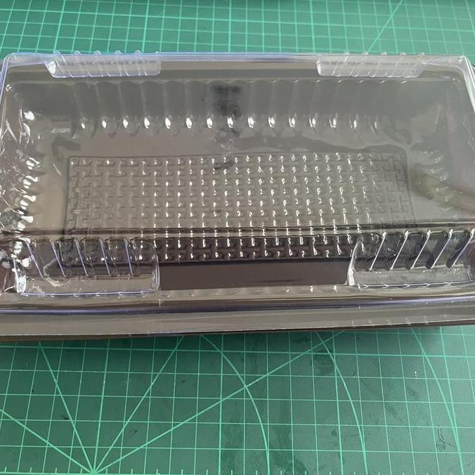 Mika Brownies sedang 23 x 11 x 5 cm