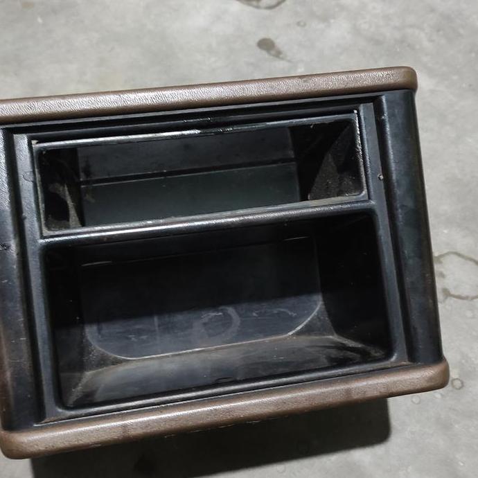 konsul box corolla dx 82 83