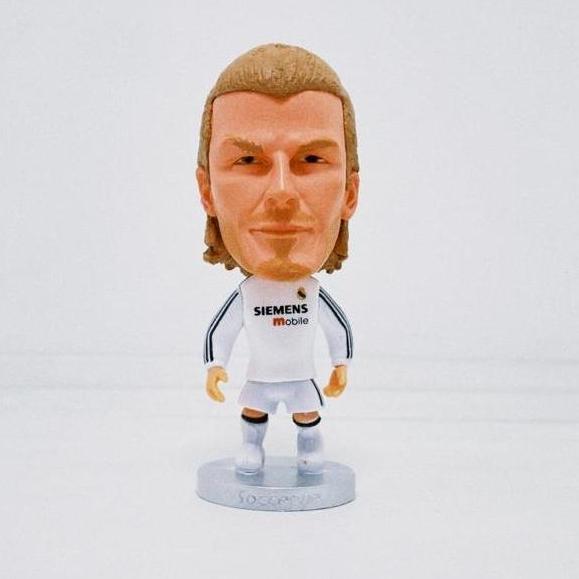 Action figure David Beckham Real Madrid long sleeve 2004 soccerwe