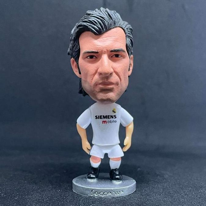 Action figure Luis Figo Real Madrid 2003 soccerwe