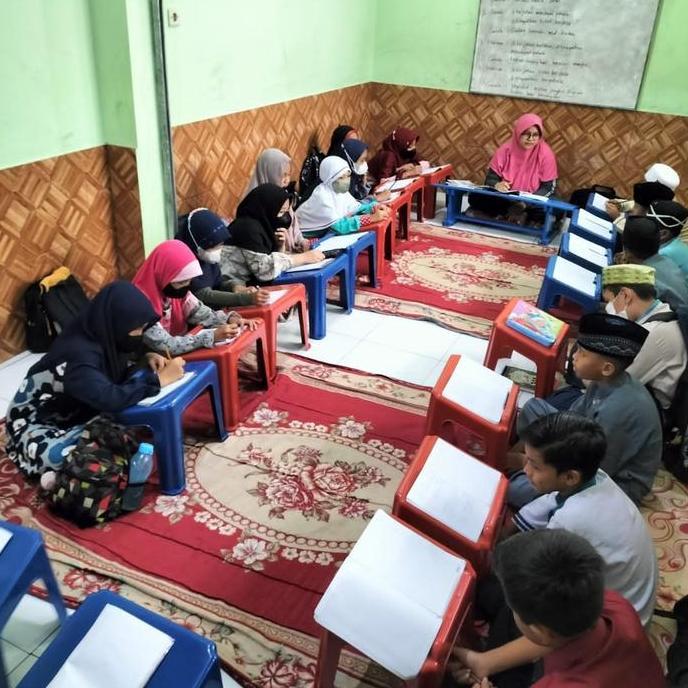 meja lekar ngaji plastik