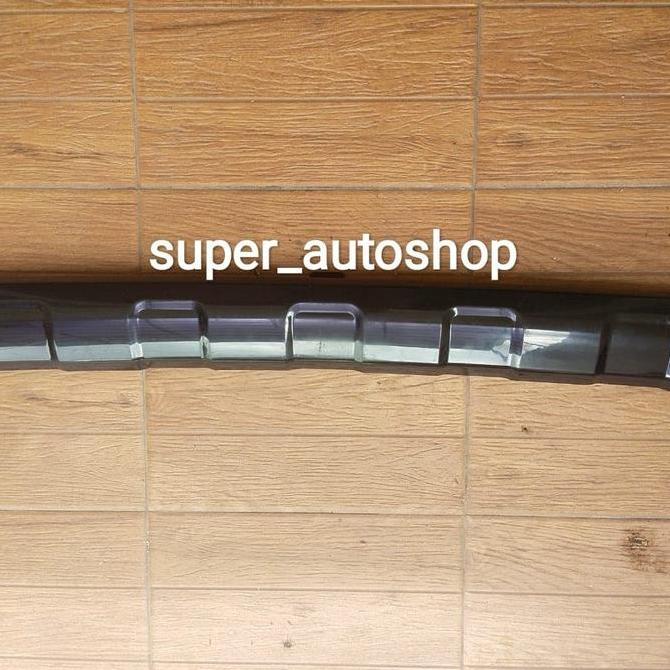 Garnish Bemper Bumper Depan Grand Max Pickup 2015 ORI