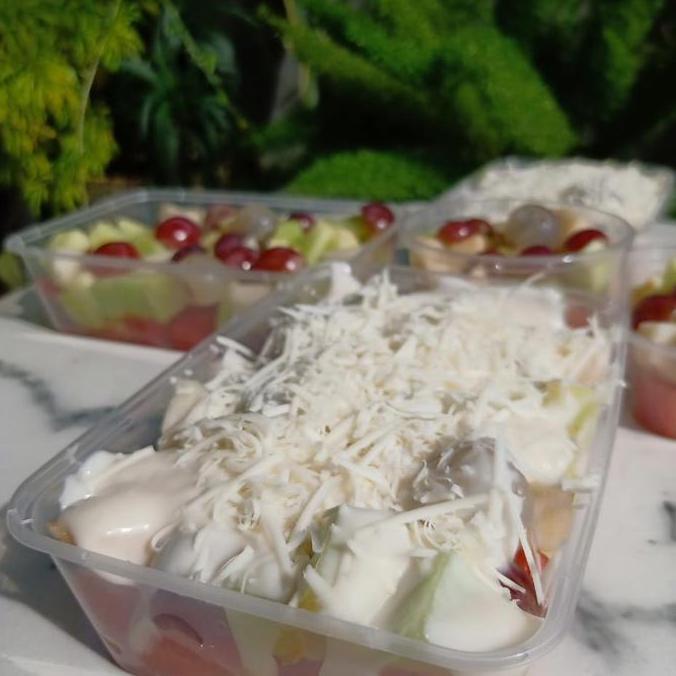 Ready Salad Buah Segar Cup 300 Box 500 650 ml Fresh Enak Fruit Salat Keju