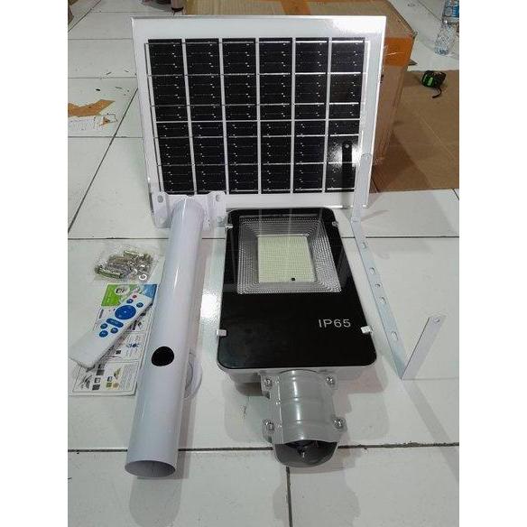Lampu Solar Panel penerangan jalan umum solar cell matahari 400watt