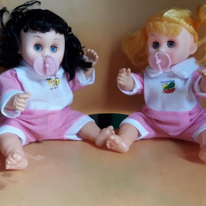 Boneka bayi menangis