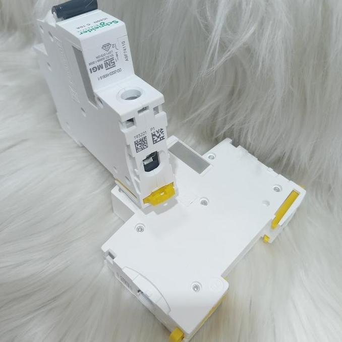 Terjangkau Mcb Schneider Original Ic60N 16A 1Phase/Mcb Schneider