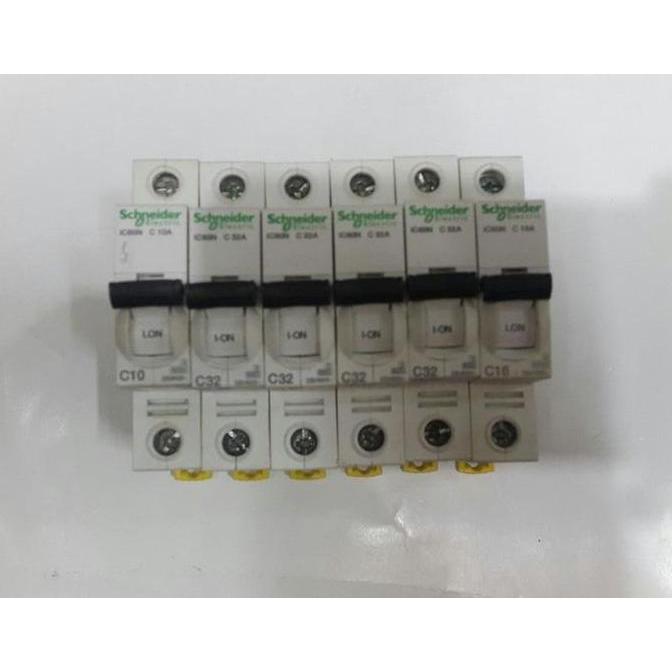 Miliki Mcb 6A,10A,16A, 20A Tipe C60 1P Kepala Hitam Schneider