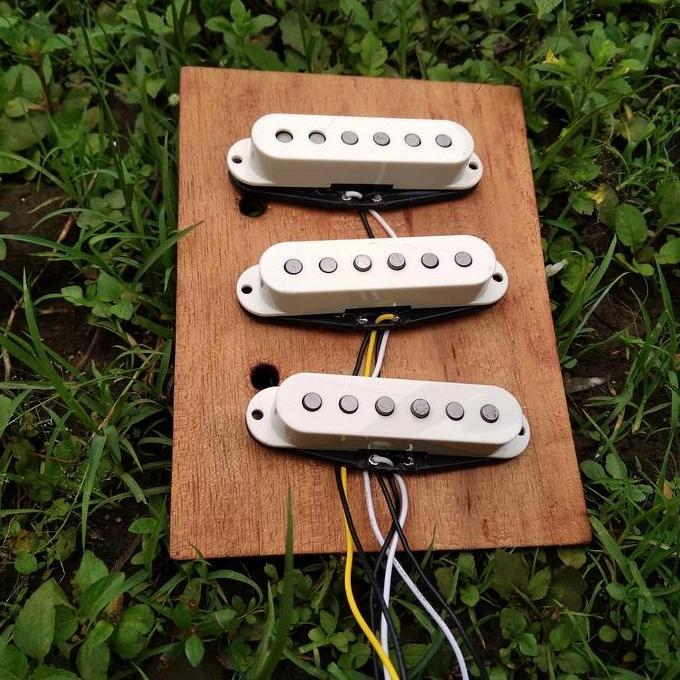 Pickup Gitar Single Coil Alnico Original Squier Stratocaster Standard
