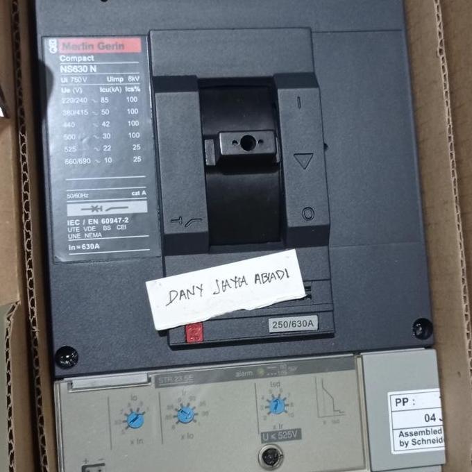 Promo mccb merlin gerin NS630N 3P 630A 50KA NS630 N COD