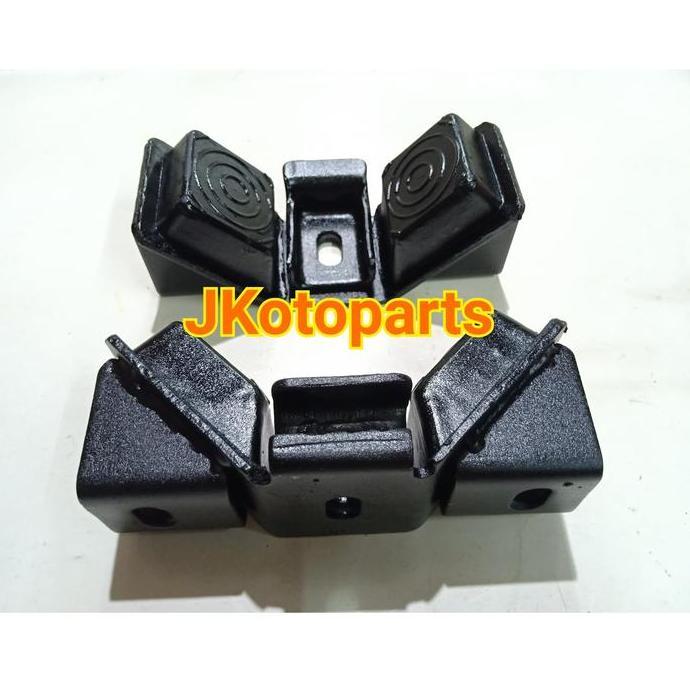 Kabin Mounting Nissan CK12 / CK87 / BTX