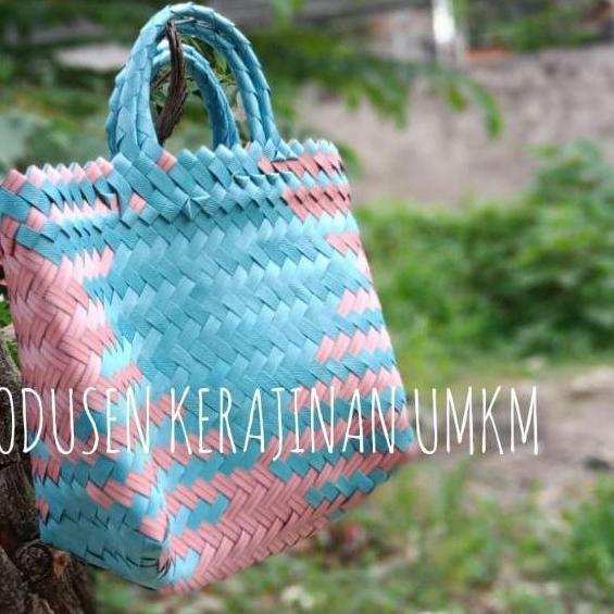 TAS ANYAMAN PLASTIK TAS SOUVENIR TAS BERKAT TAS HAMPERS