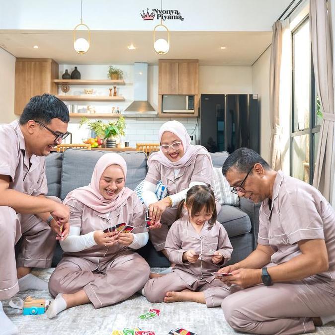 Nyonya Piyama Poly Bamboo Set Piyama Celana Panjang Anak - Polos Herb