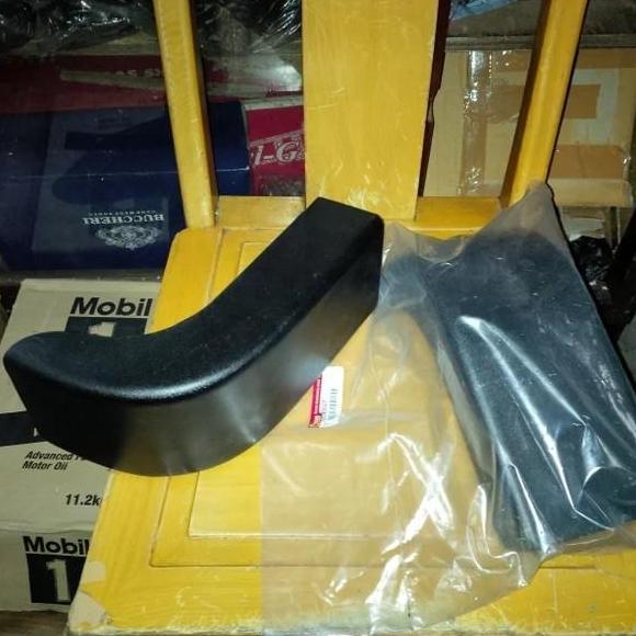 TANDUK KUMIS BUMPER DEPAN KANAN KIRI JEEP CJ7 CJ 7 WRANGLER YJ ORIGINAL DAN TERPERCAYA