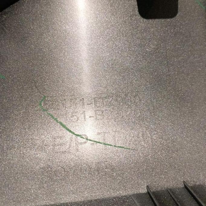 Garnish Bemper Bumper Belakang Bawah Silver Yaris Cross Hybrid 2023 2024 2025 Original Baru