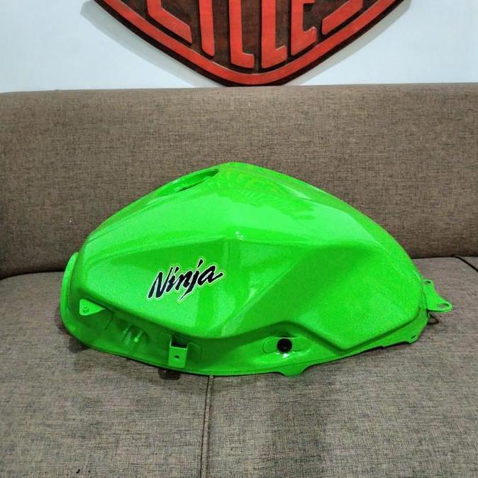 tangki Ninja 250 Fi old hijau