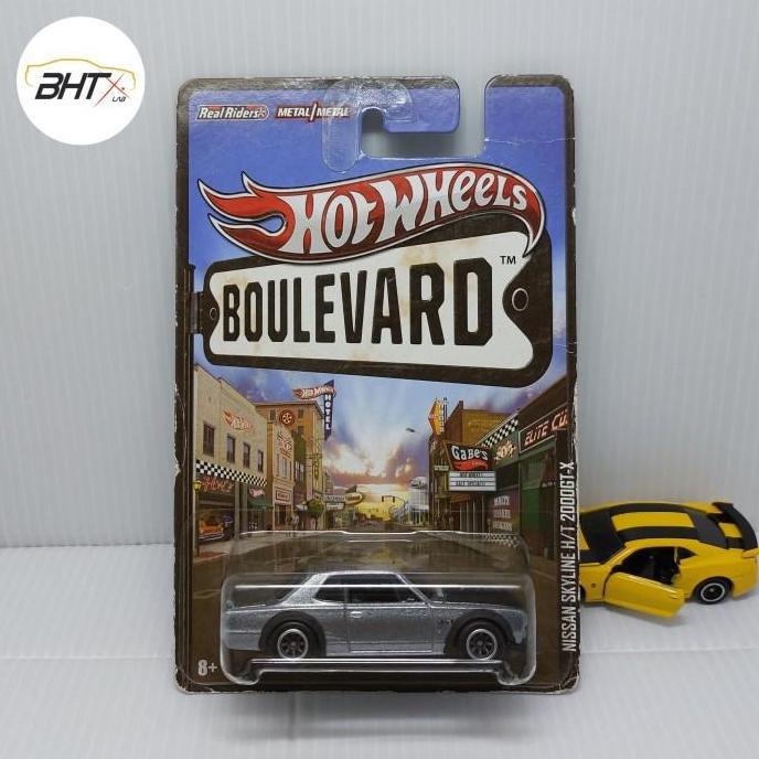 Hot Wheels Boulevard Nissan Skyline H/T 2000GT-X 2013 Mix 1 Hakosuka Hotwheels