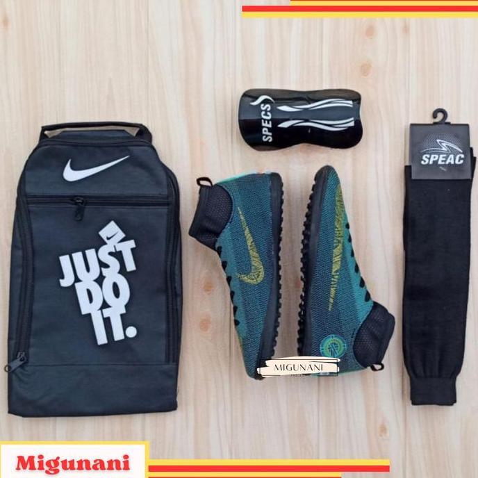 Paket Komplit Sepatu Futsal Boots Satu Stel Tas Jinjing - Deker Kaki  - Kaos Kaki Terbaru Nike Model