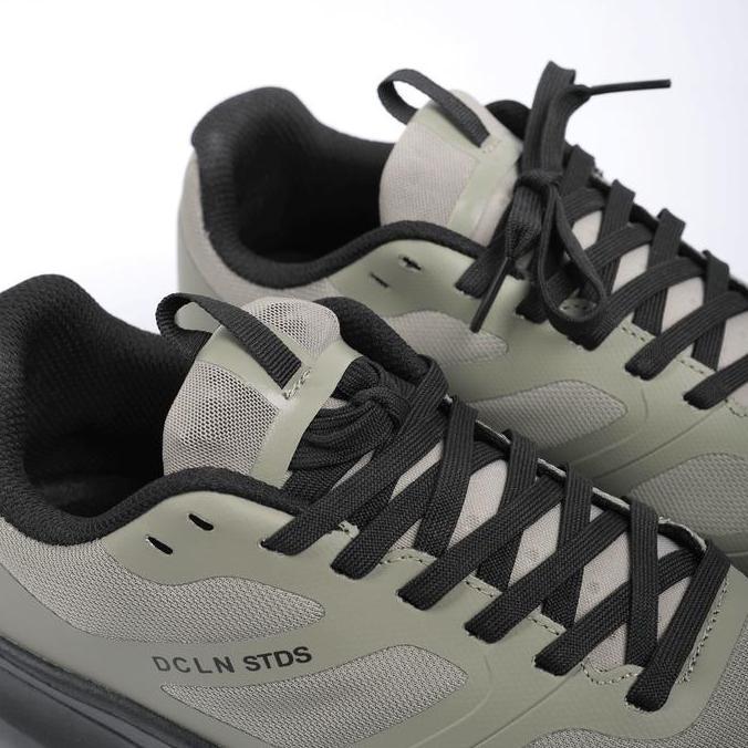 Declan Sepatu Sneaker Outdoor Tundra X 01-101 Kasual Karet Shoes Sport Hitam Non-Slippery Durable Li