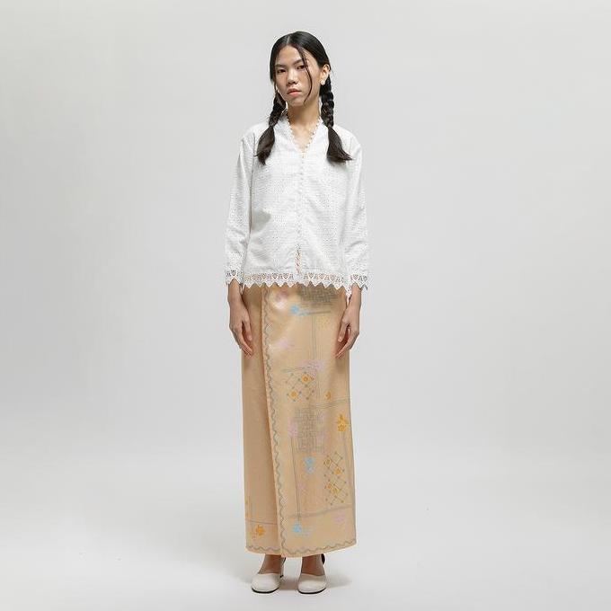 COTTONINK - Atasan Blouse Wanita Janitra Putih #ArchipelagoCollection2025