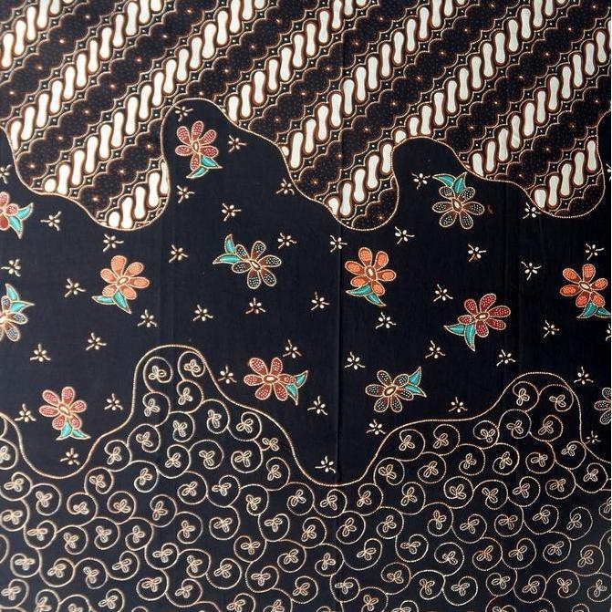 Kain Batik Tulis Motif Parang Uwer Hitam