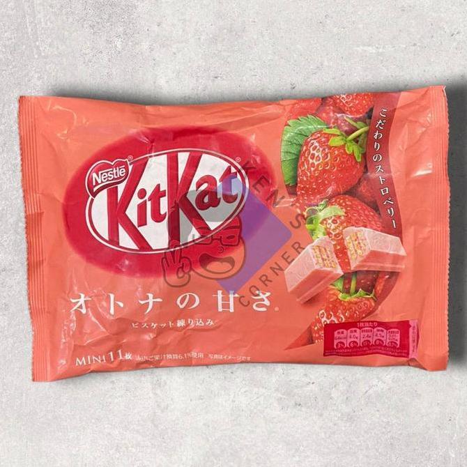 Kit Kat Strawberry / KitKat Strawberry / Coklat Kit Kat Strawberry