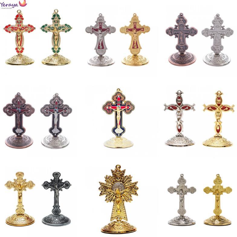 Salib Duduk Mini Katolik Pajangan Salib Dinding Gantung Rohani Korpus Yesus Souvenir Salib Besi Mura