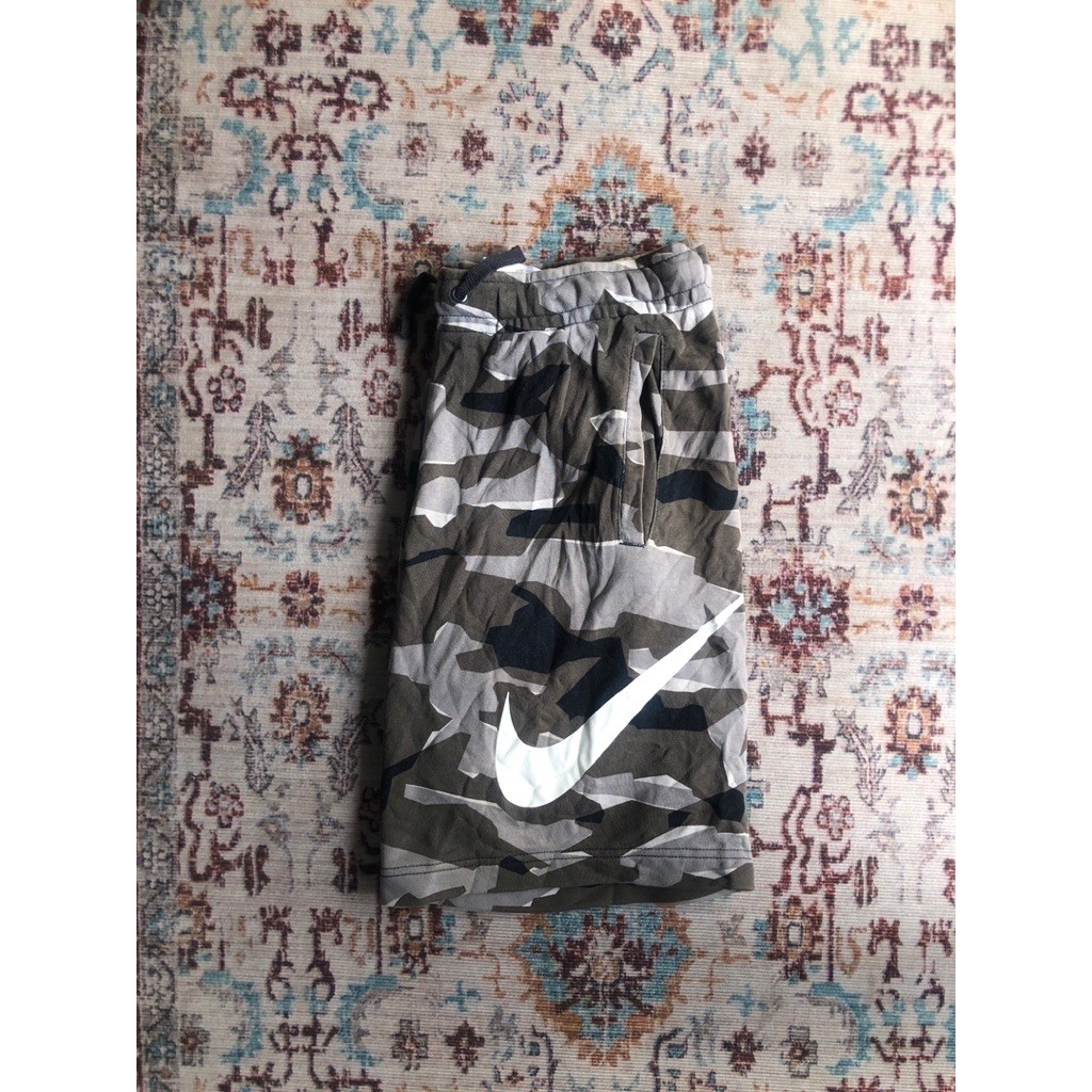 NIKE BIG LOGO SHORT PANTS