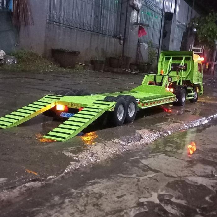 Rc Truk Hino 500 Trailer Kit Garansi