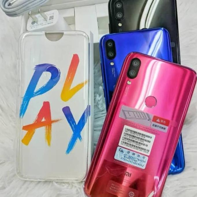 Terlaris Xiaomi Mi Play 4/64Gb