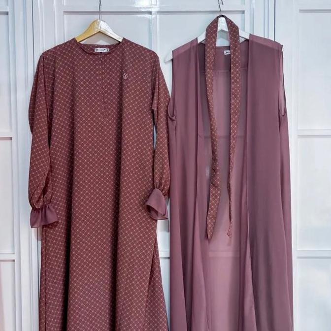 Camelia Dress wuth Outer by Yoora Sarah