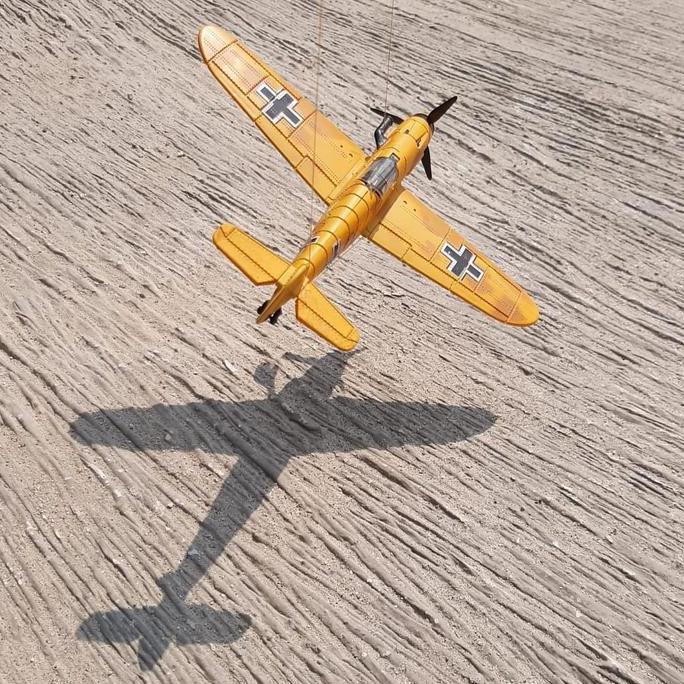 Model Pesawat Messerschmitt Bf 109 Rakit 1/48 Perang Dunia Ii Kode 132