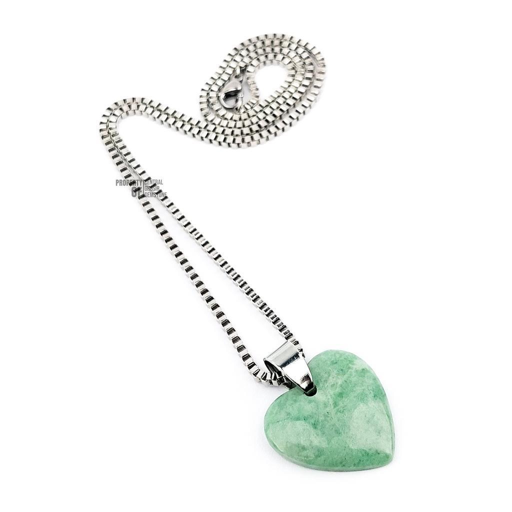 Liontin Batu Giok Love Hijau Natural Jadeite Jade