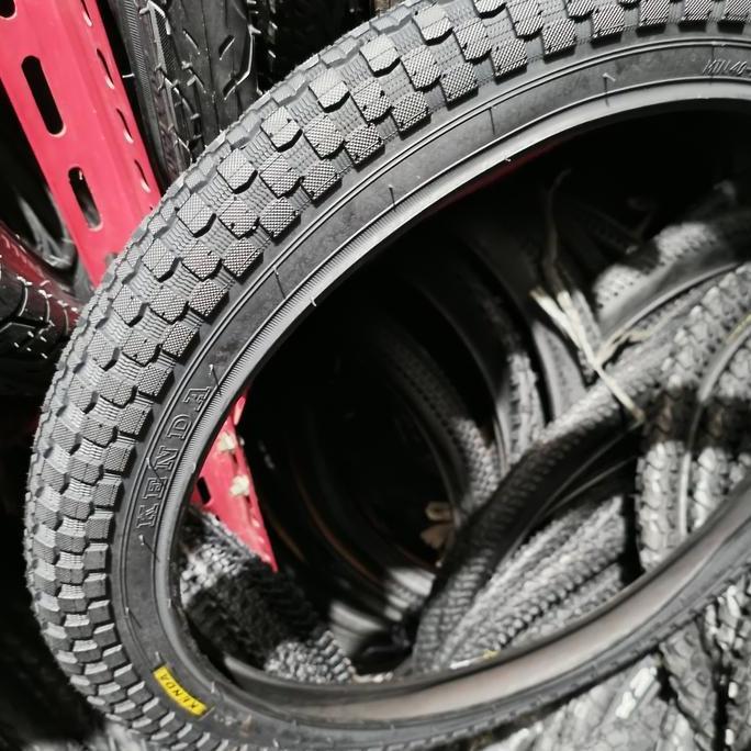 Promo ban luar sepeda BMX ukuran 20x2.125 merk kenda kembang kotak Diskon