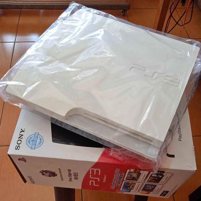 Terlaris Playstation 3 Slim Dan Playstation 3 Fat