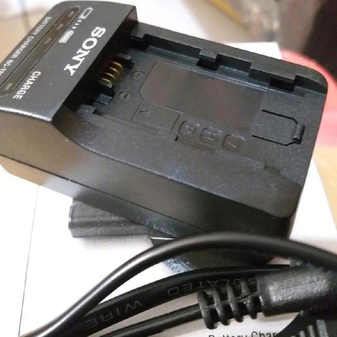Charger Camera Sony PXW-X70