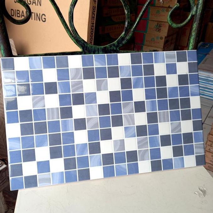 KERAMIK DINDING KAMAR MANDI 25X40 CIRCLE BLUE-BIRU POLKADOT