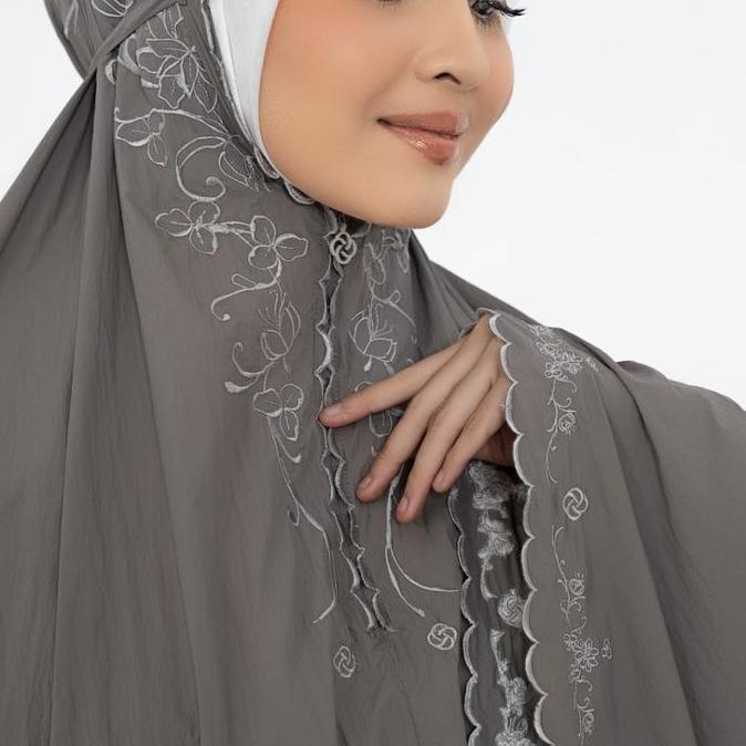 Mukena Travel Deenay Sarah Prayer Robe Series