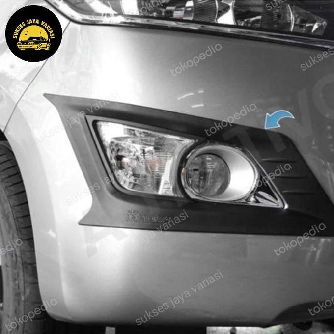 // GARNISH RING FOGLAMP COVER RING FOG LAMP INOVA REBORN 2016-2020 HITAM *