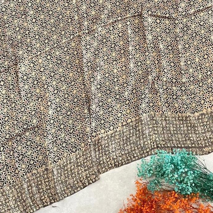 kain batik sutra asli khas trusmi cirebon motif antikan pastel