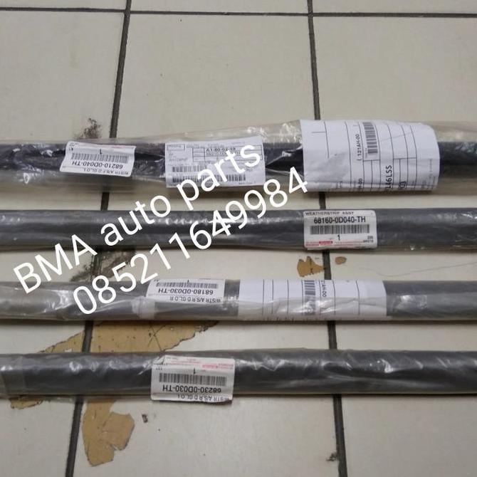 Karet Kaca Pelipit Luar Vios Lama Gen1 Original