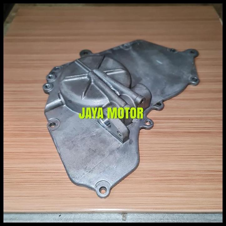 TERLARIS P262 COVER DEPAN CYLINDER HEAD NISSAN X TRAIL T30 