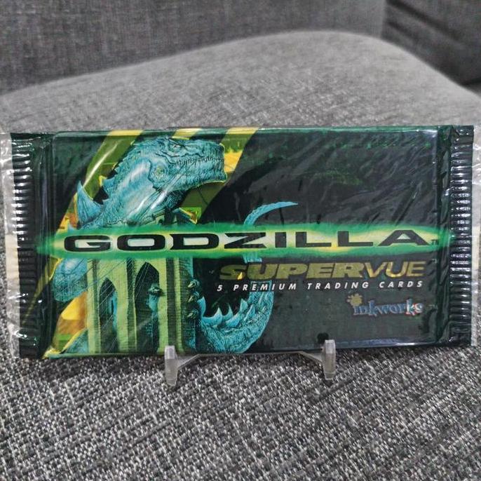 Inkworks 1998 godzilla supervue trading card sealed pack (long card)