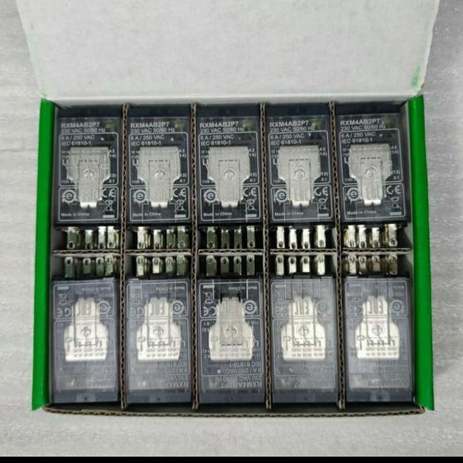 Terjangkau Relay Schneider Rxm4Ab2P7 + Socket 1Set