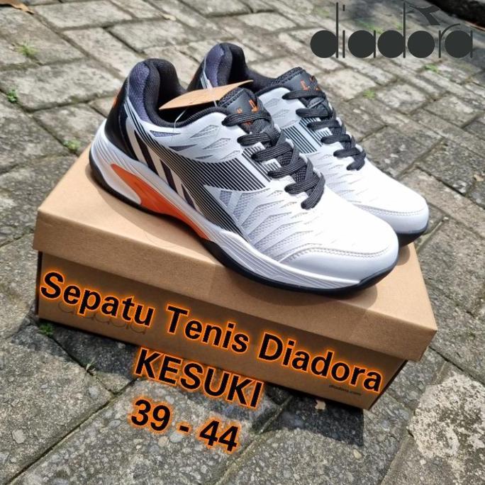 Sepatu Tenis Diadora Kesuki -