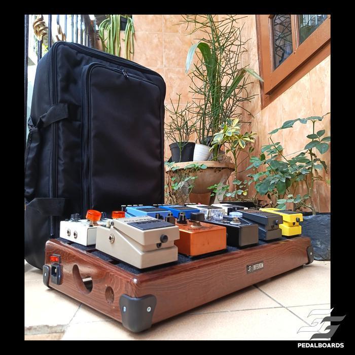 Infernum Pedalboard Swedish Dark Acacia Plus Gigbag Kayu Original Dan Terpercaya