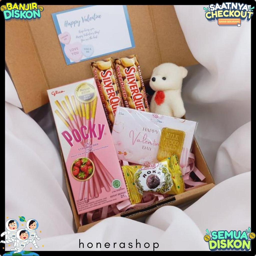Hampers Coklat Silverqueen Valentine Gift Box Coklat Smack
