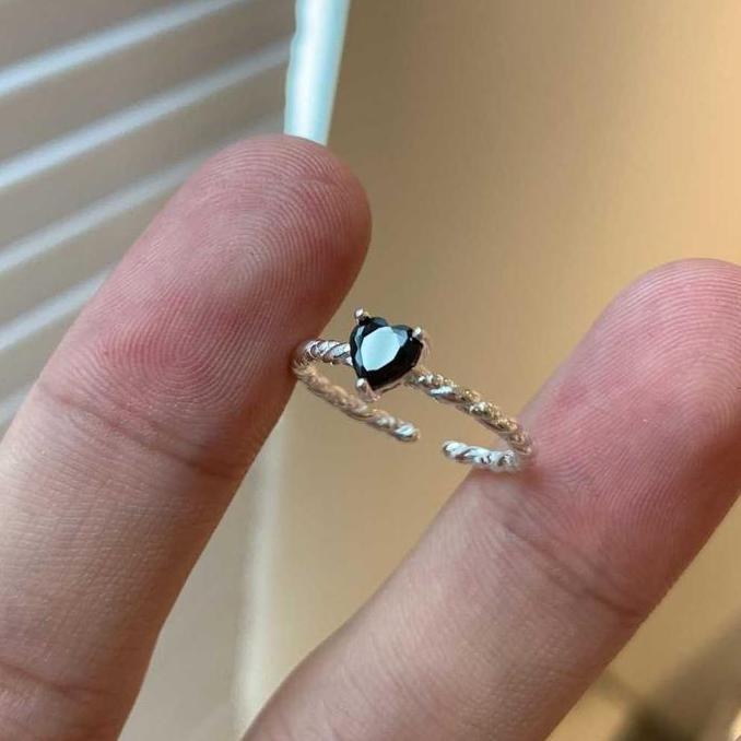 U2SWEET - Cincin Twisted Ring Batu Hitam Adjsutable Cincin Fashion Wanita Cantik